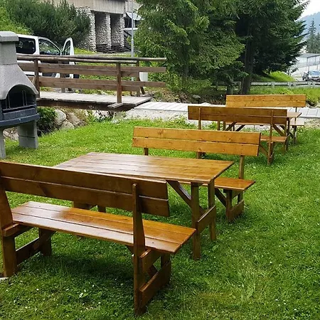 Ski Jasna Chalet بيت للعطل *